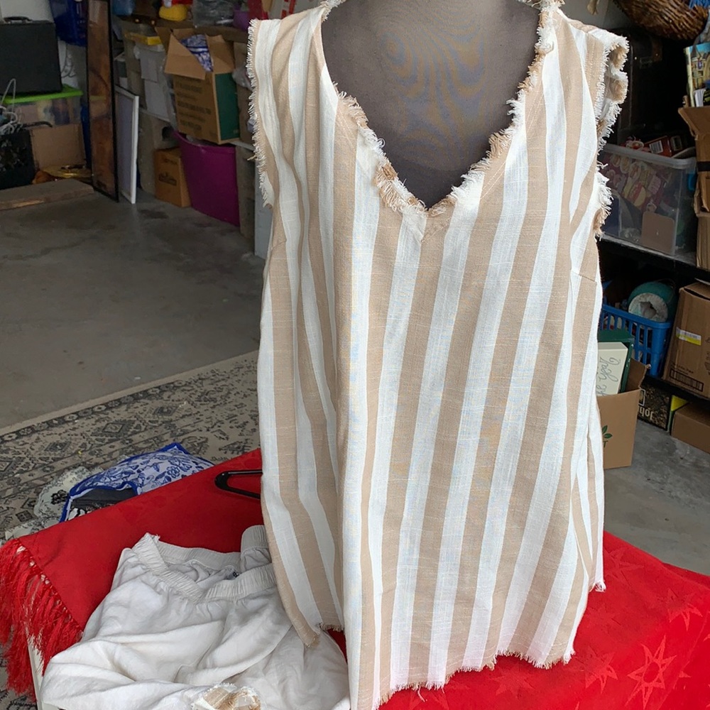 Ladies top and shorts set